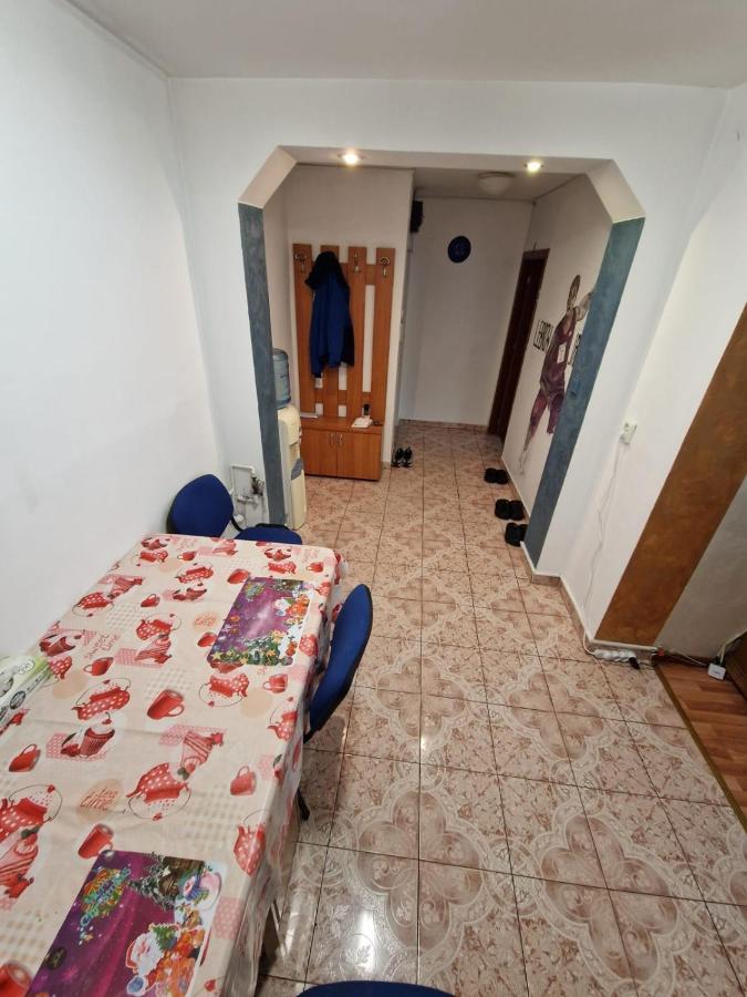Apartament Victoria Apartment Targu Jiu Luaran gambar